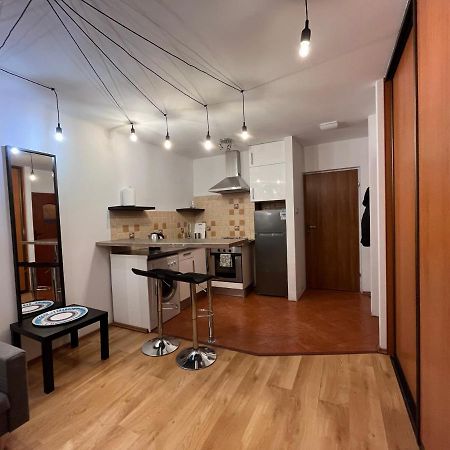 Murano Apartaments Atrium Varşovia Exterior foto