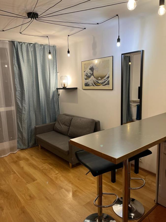 Murano Apartaments Atrium Varşovia Exterior foto