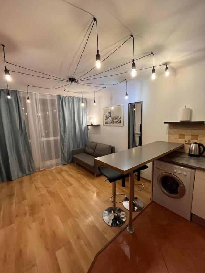 Murano Apartaments Atrium Varşovia Exterior foto